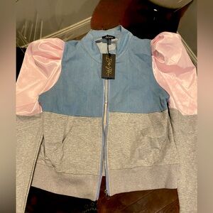 NWT Women’s Puffer Sleeve Denim/satin tracker 2 piece set